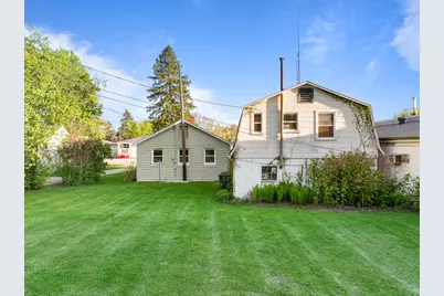 1207  Grant St, Lake Geneva, WI 53147 - Photo 10