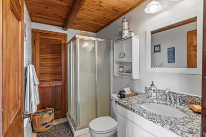 W10285  Shorecrest Dr, Fox Lake, WI 53933 - Photo 28