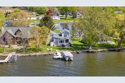 W10285  Shorecrest Dr, Fox Lake, WI 53933 - Photo 1
