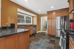 4942 N Berkeley Blvd, Whitefish Bay, WI 53217 - Photo 14