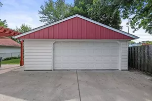 4942 N Berkeley Blvd, Whitefish Bay, WI 53217 - Photo 42