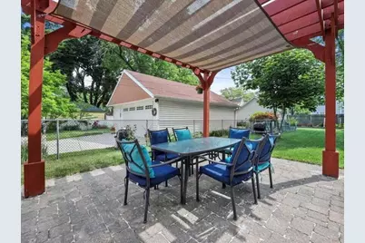 4942 N Berkeley Blvd, Whitefish Bay, WI 53217 - Photo 38