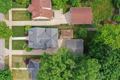 4942 N Berkeley Blvd, Whitefish Bay, WI 53217 - Photo 48