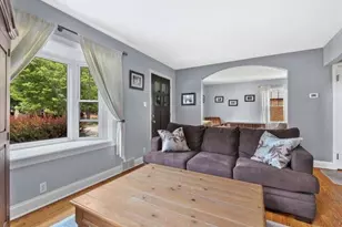 4942 N Berkeley Blvd, Whitefish Bay, WI 53217 - Photo 6