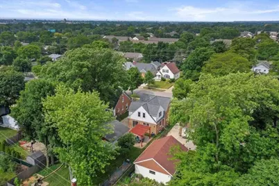4942 N Berkeley Blvd, Whitefish Bay, WI 53217 - Photo 46