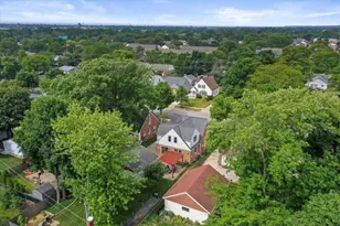 4942 N Berkeley Blvd, Whitefish Bay, WI 53217 - Photo 46