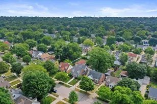 4942 N Berkeley Blvd, Whitefish Bay, WI 53217 - Photo 44