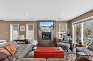 5704 W Lake Dr, West Bend, WI 53095 - Photo 6