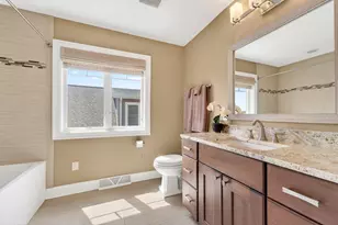 5704 W Lake Dr, West Bend, WI 53095 - Photo 32