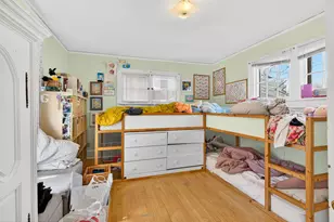 3313 N Summit Ave, Milwaukee, WI 53211 - Photo 18