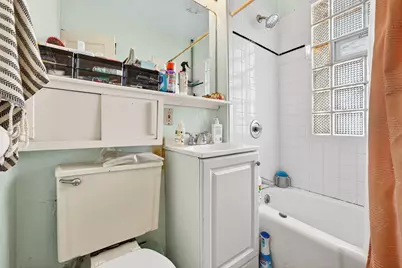 3313 N Summit Ave #3315, Milwaukee, WI 53211 - Photo 26