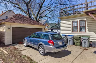 3313 N Summit Ave, Milwaukee, WI 53211 - Photo 36