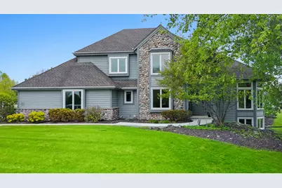 W292N3634  Stillmeadow Rd, Delafield, WI 53072 - Photo 1