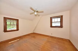 3737 W Miller Ln, Milwaukee, WI 53208 - Photo 22