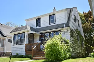 3737 W Miller Ln, Milwaukee, WI 53208 - Photo 2