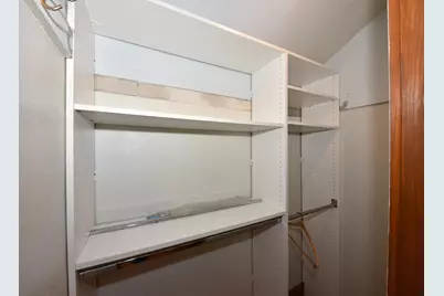 3737 W Miller Ln, Milwaukee, WI 53208 - Photo 18