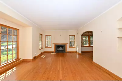 4471 N Ardmore Ave, Shorewood, WI 53211 - Photo 4