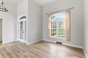 633 S Neumeyer Ln, Rockland, WI 54110 - Photo 10