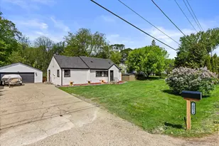 10034 28th Ave, Pleasant Prairie, WI 53158 - Photo 2