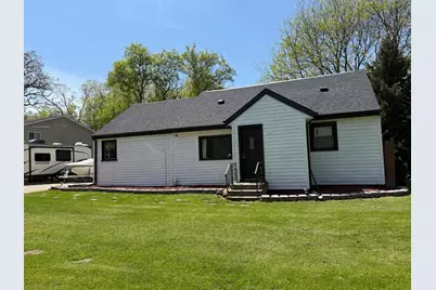 10034  28th Ave, Pleasant Prairie, WI 53158 - Photo 1