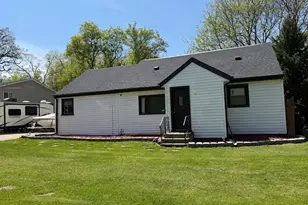 10034 28th Ave, Pleasant Prairie, WI 53158 - Photo 1