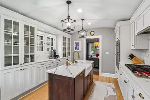 717 E Lake View Ave, Whitefish Bay, WI 53217 - Photo 14