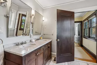 717 E Lake View Ave, Whitefish Bay, WI 53217 - Photo 30