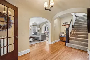 717 E Lake View Ave, Whitefish Bay, WI 53217 - Photo 4