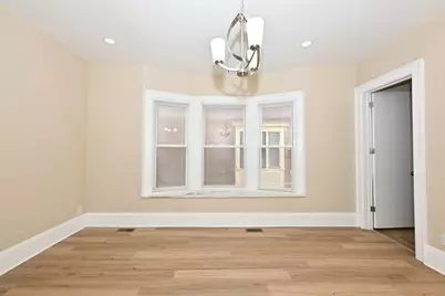 2825 W Juneau Ave, Milwaukee, WI 53208 - Photo 10