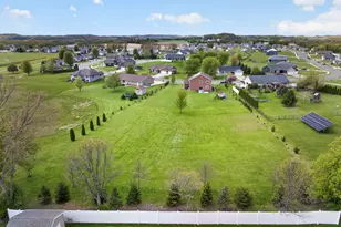 304 Alyssa St, Tomah, WI 54660 - Photo 8