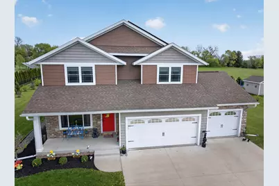 304  Alyssa St, Tomah, WI 54660 - Photo 4