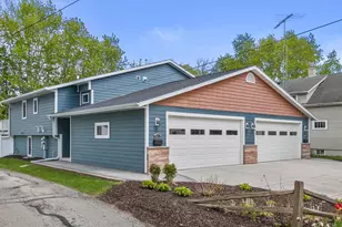 509 N Warren St, Watertown, WI 53098 - Photo 2