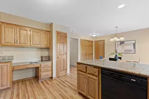 W175S7516 Harbor Cir, Muskego, WI 53150 - Photo 28