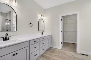 1251 Valley Hill Ln, Racine, WI 53182 - Photo 20