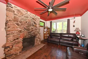 2040 St Clair St, Racine, WI 53402 - Photo 2