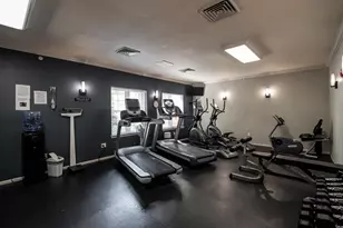 1300 N Prospect Ave, Milwaukee, WI 53202 - Photo 38