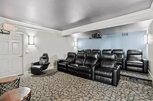 1300 N Prospect Ave, Milwaukee, WI 53202 - Photo 36