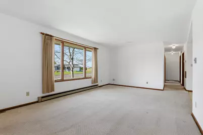 1412  Field Tree Ln, Oostburg, WI 53070 - Photo 8