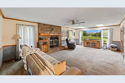 W326S7350  Cabriolet Ct, Mukwonago, WI 53149 - Photo 10