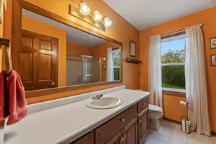 W326S7350 Cabriolet Ct, Mukwonago, WI 53149 - Photo 36