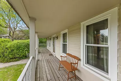 W326S7350  Cabriolet Ct, Mukwonago, WI 53149 - Photo 2