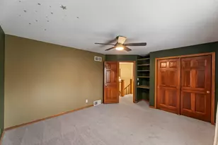 W326S7350 Cabriolet Ct, Mukwonago, WI 53149 - Photo 34
