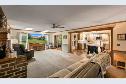 W326S7350  Cabriolet Ct, Mukwonago, WI 53149 - Photo 12