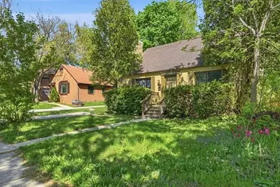 5334 N 51st Blvd, Milwaukee, WI 53218 - Photo 2