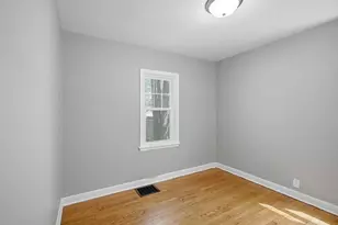 5334 N 51st Blvd, Milwaukee, WI 53218 - Photo 10