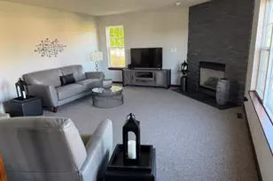 707 Belmont Dr, Watertown, WI 53094 - Photo 2