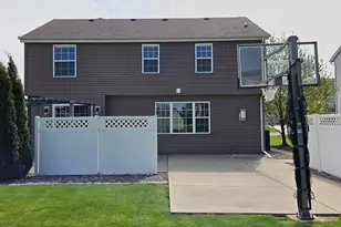 707 Belmont Dr, Watertown, WI 53094 - Photo 36