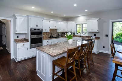 4520  Compton Ct, Brookfield, WI 53045 - Photo 2