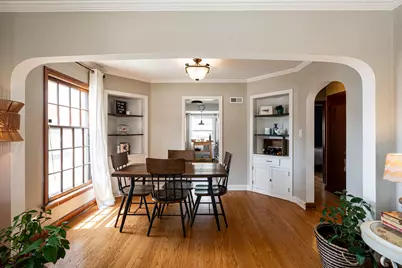 2505 N 62nd St, Wauwatosa, WI 53213 - Photo 10