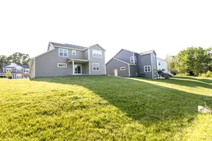 310 Paradise Ct, Hartland, WI 53029 - Photo 48